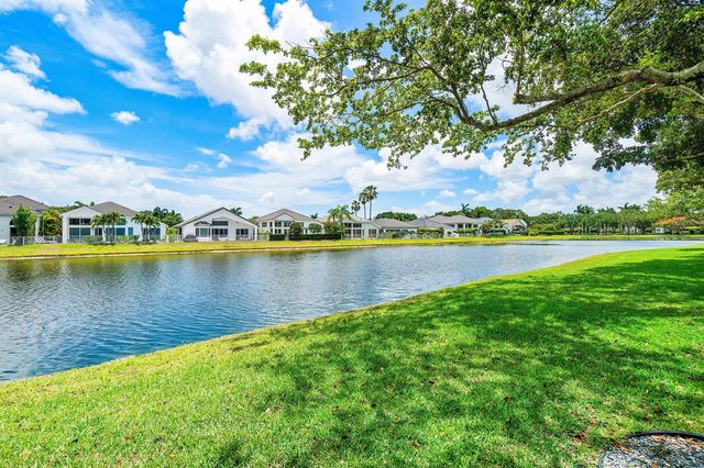 5768 NW 39th Avenue, Boca Raton, FL 33496