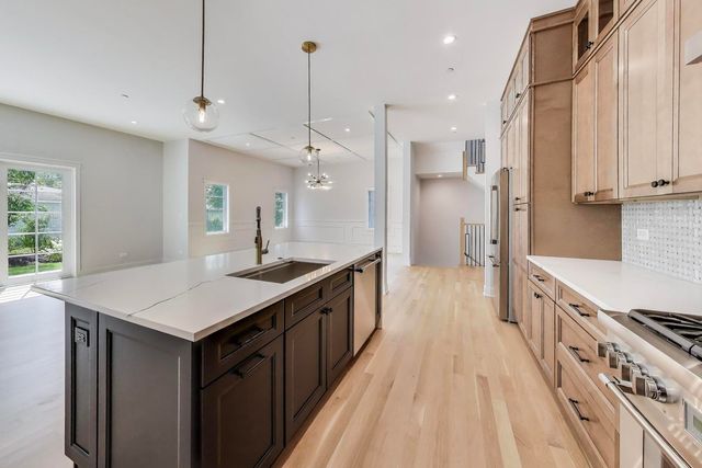 7303 Ponto Court, Morton Grove, IL 60053