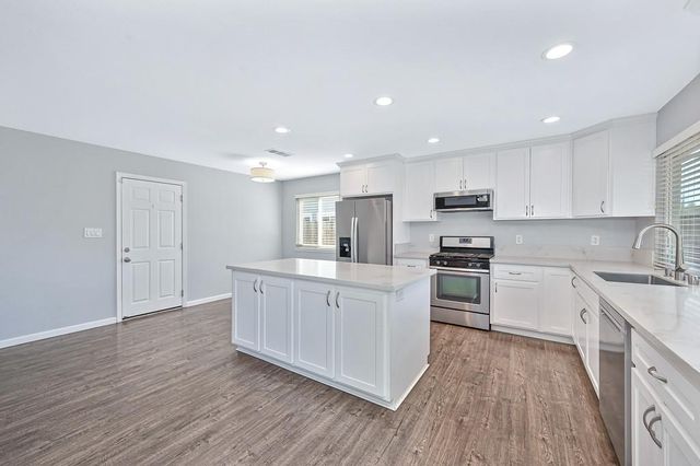 8037 Ruthwood Way, Orangevale, CA 95662