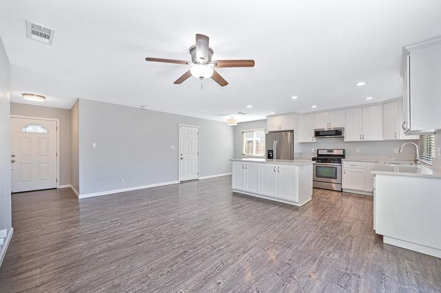 8037 Ruthwood Way, Orangevale, CA 95662