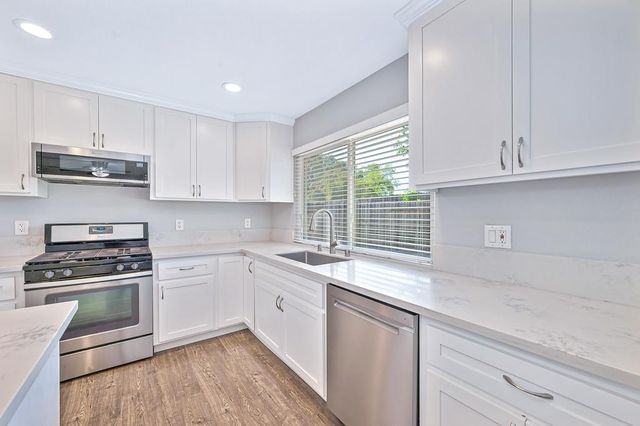 8037 Ruthwood Way, Orangevale, CA 95662