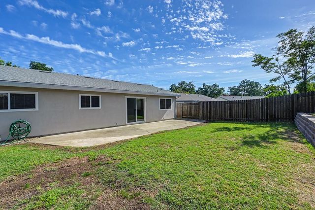 8037 Ruthwood Way, Orangevale, CA 95662