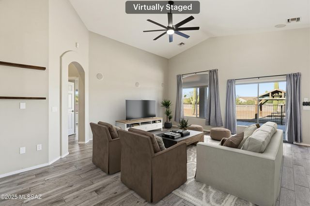 17821 S Golden Valley Drive, Sahuarita, AZ 85629
