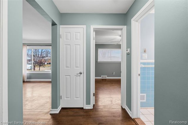 28812 Boston Street, Saint Clair Shores, MI 48081