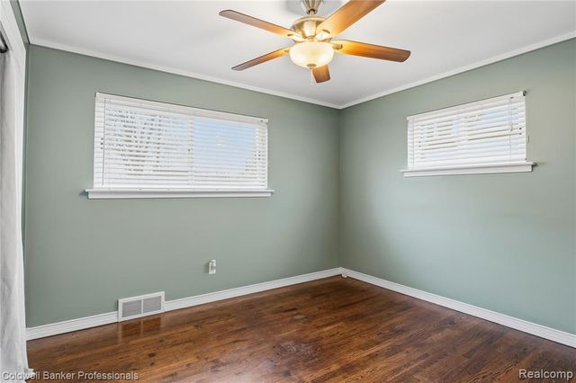 28812 Boston Street, Saint Clair Shores, MI 48081