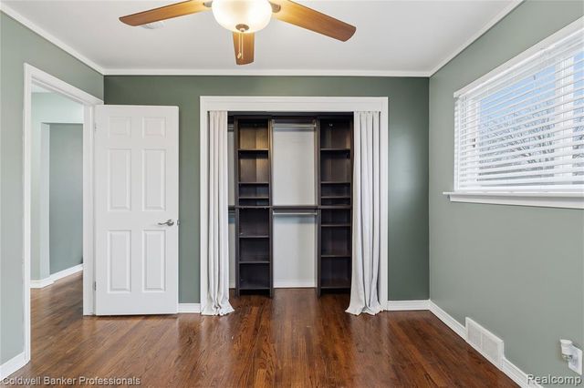 28812 Boston Street, Saint Clair Shores, MI 48081