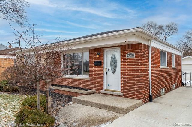 28812 Boston Street, Saint Clair Shores, MI 48081