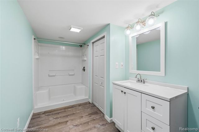 28812 Boston Street, Saint Clair Shores, MI 48081