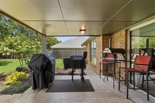 6913 Briarcreek Drive, Oklahoma City, OK 73162