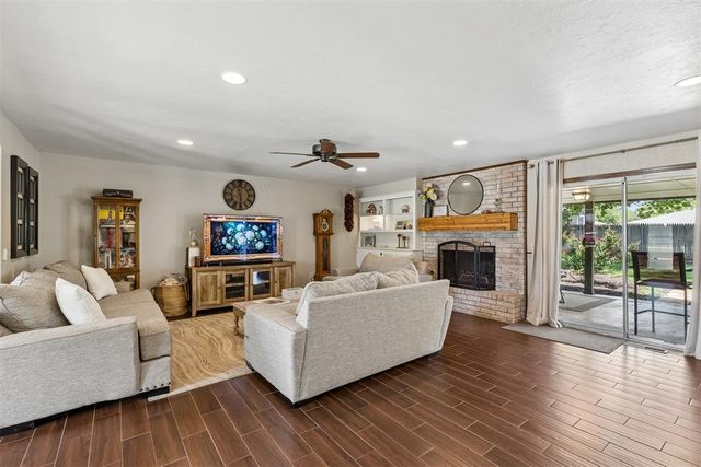6913 Briarcreek Drive, Oklahoma City, OK 73162