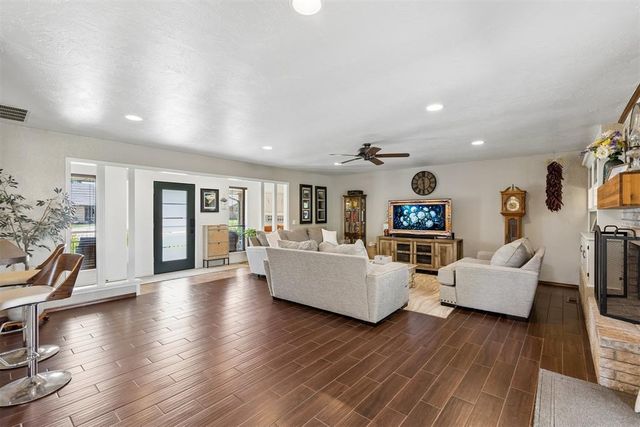 6913 Briarcreek Drive, Oklahoma City, OK 73162