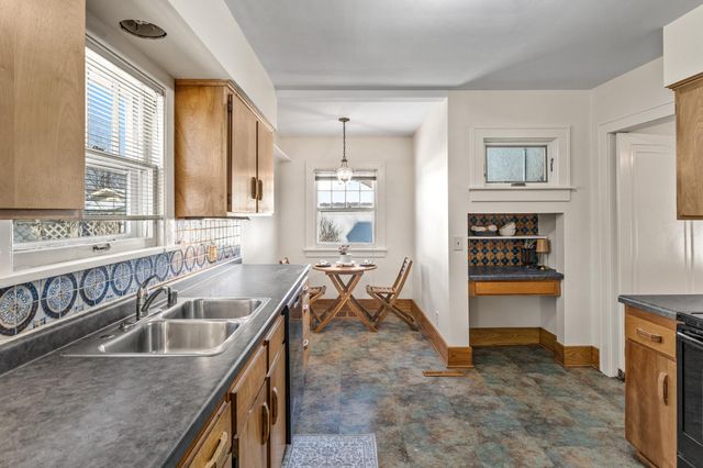 346 Mckinley Avenue, Eau Claire, WI 54701