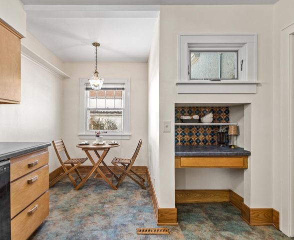 346 Mckinley Avenue, Eau Claire, WI 54701