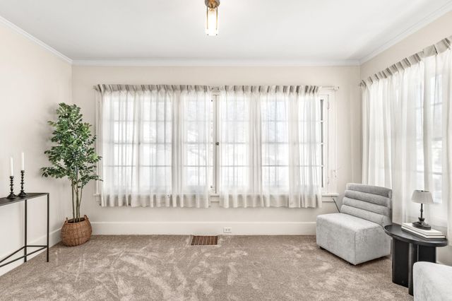 346 Mckinley Avenue, Eau Claire, WI 54701