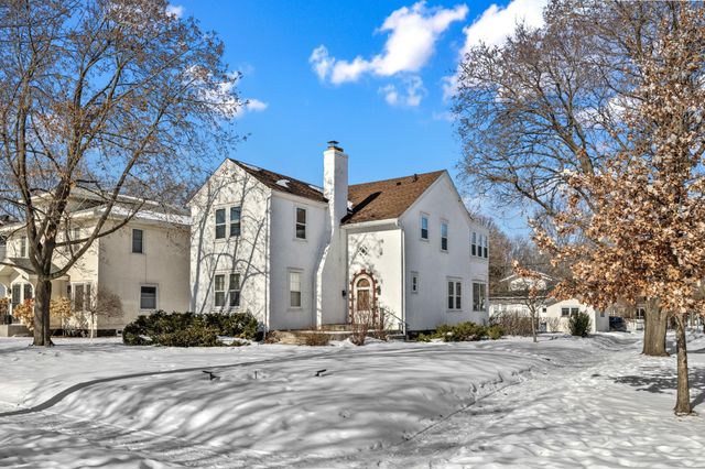 346 Mckinley Avenue, Eau Claire, WI 54701