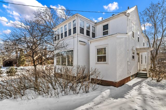 346 Mckinley Avenue, Eau Claire, WI 54701