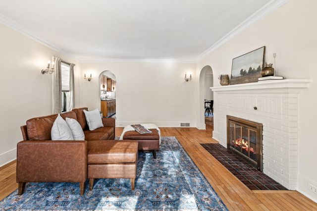 346 Mckinley Avenue, Eau Claire, WI 54701