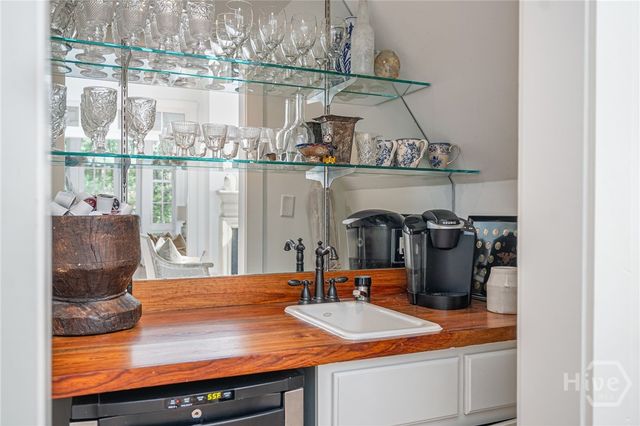 367 Ogeechee Lane, Richmond Hill, GA 31324