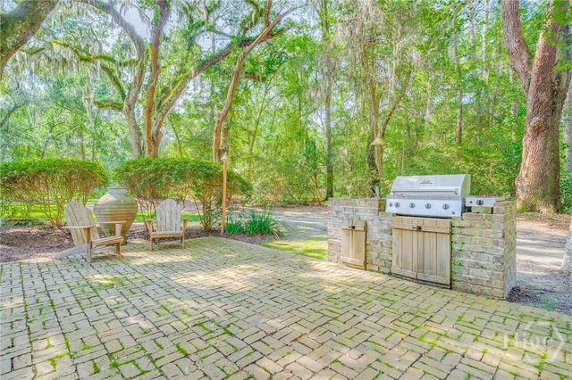 367 Ogeechee Lane, Richmond Hill, GA 31324