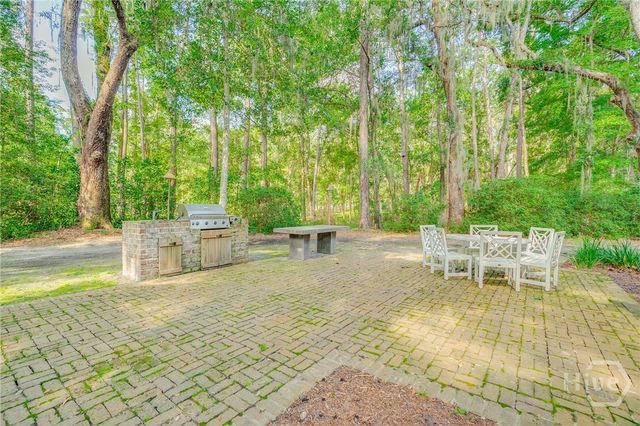 367 Ogeechee Lane, Richmond Hill, GA 31324