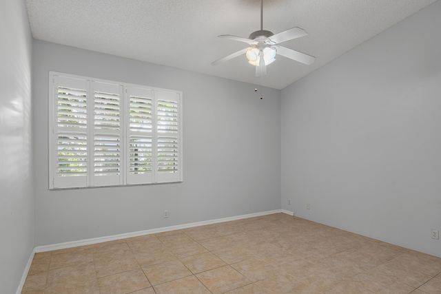 15191 IXORA Road, Delray Beach, FL 33484