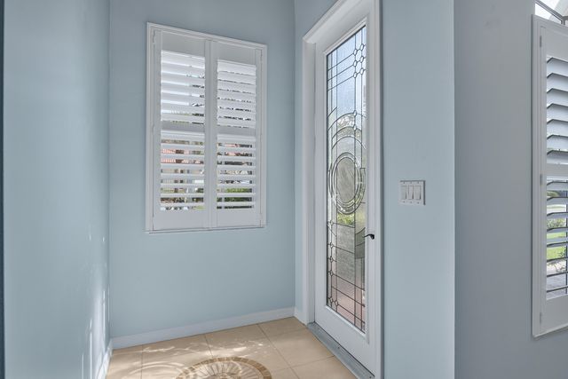 15191 IXORA Road, Delray Beach, FL 33484