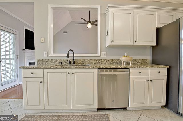 170 Hidden Brook Trail, Fayetteville, GA 30215