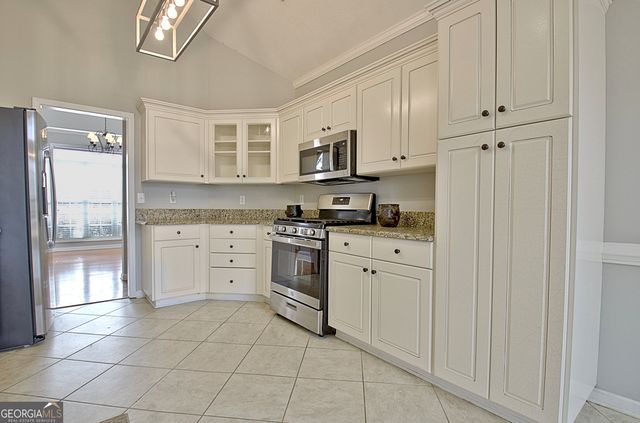 170 Hidden Brook Trail, Fayetteville, GA 30215