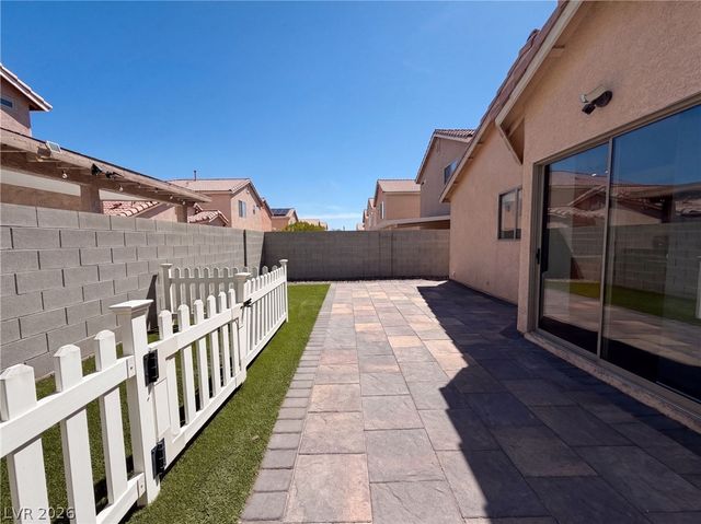 4818 Lone Grove Drive, Las Vegas, NV 89139