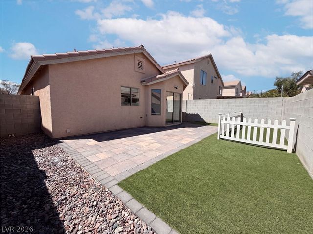 4818 Lone Grove Drive, Las Vegas, NV 89139