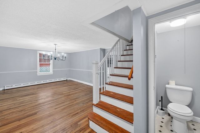 4 Leonard Rd, Stafford, CT 06076