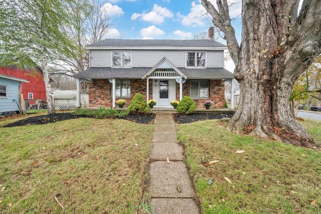 4 Leonard Rd, Stafford, CT 06076