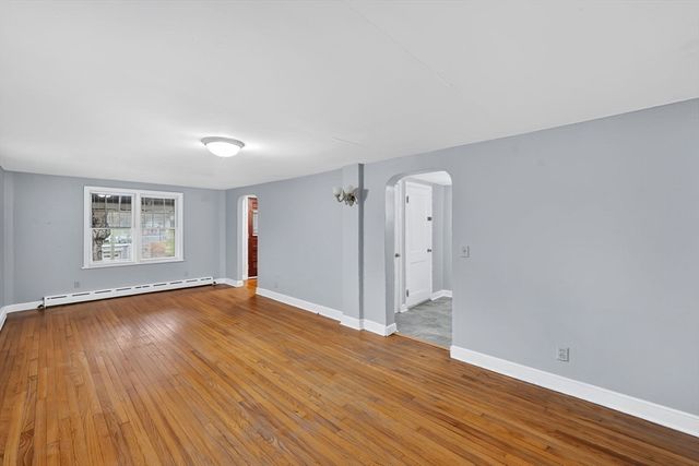 4 Leonard Rd, Stafford, CT 06076