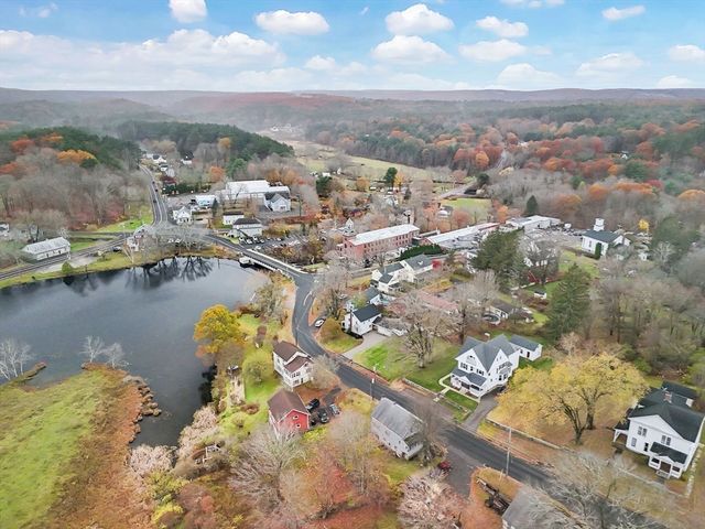 4 Leonard Rd, Stafford, CT 06076