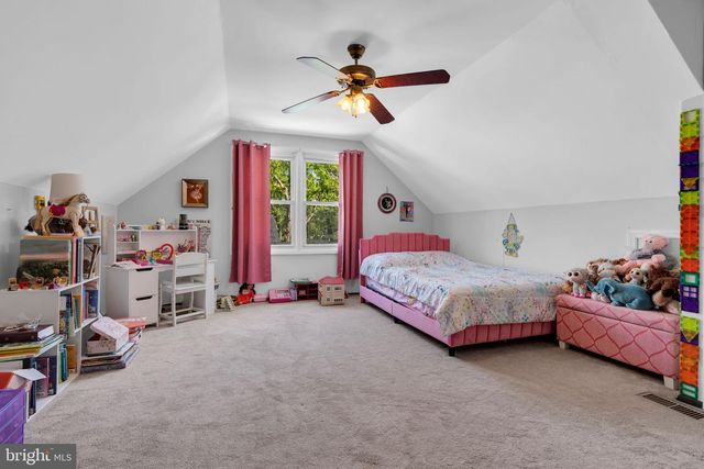 41 CHARLES BOSSERT DR, Bordentown, NJ 08505