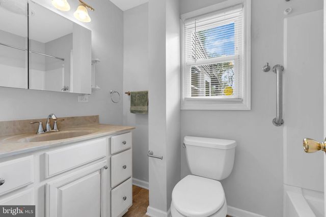 41 CHARLES BOSSERT DR, Bordentown, NJ 08505