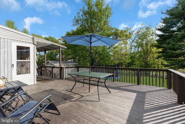 41 CHARLES BOSSERT DR, Bordentown, NJ 08505