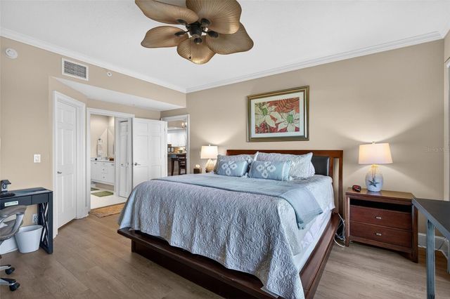 15 AVENUE DE LA MER 2204, Palm Coast, FL 32137