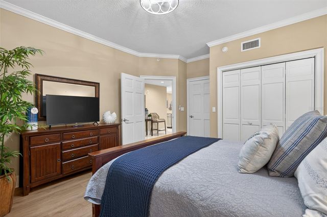 15 AVENUE DE LA MER 2204, Palm Coast, FL 32137