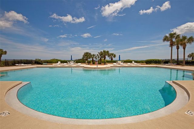 15 AVENUE DE LA MER 2204, Palm Coast, FL 32137