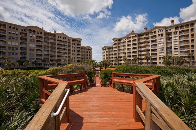 15 AVENUE DE LA MER 2204, Palm Coast, FL 32137