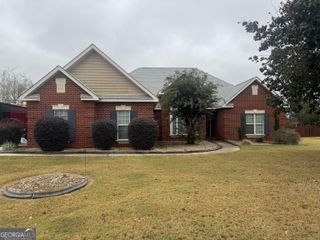 104 Flora Circle, Warner Robins, GA 31088