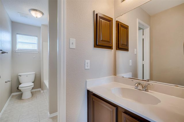 4016 Juniper Court, Fort Worth, TX 76040