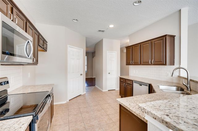 4016 Juniper Court, Fort Worth, TX 76040