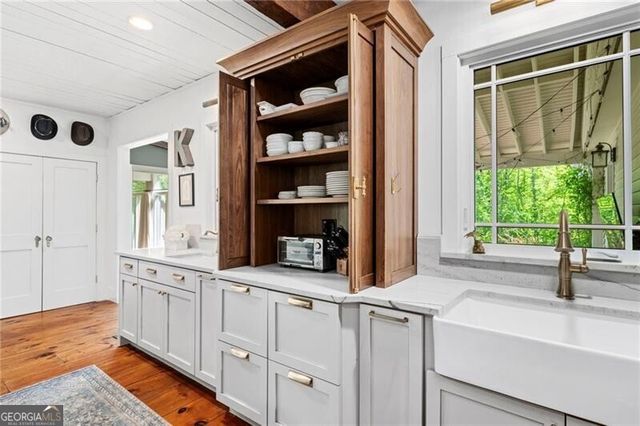 1550 Lackey, Roswell, GA 30075