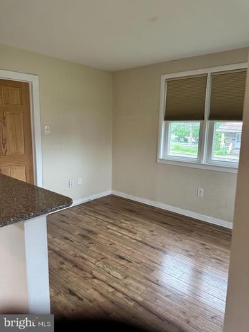 102 MYRTLE AVE, Reading, PA 19606