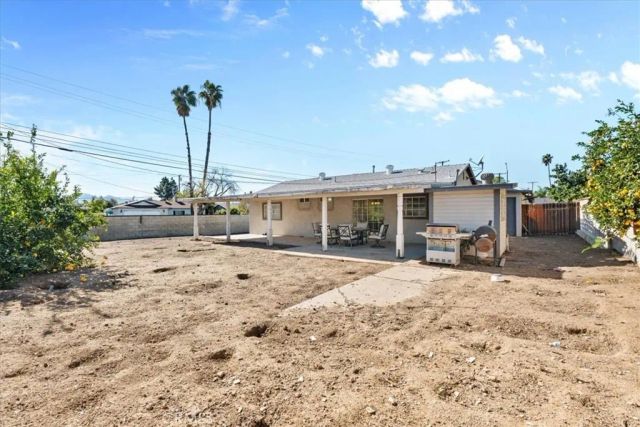 8727 Randolph, Riverside, CA 92503