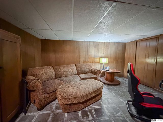 205 S 2nd Street, Cedar Bluffs, NE 68015