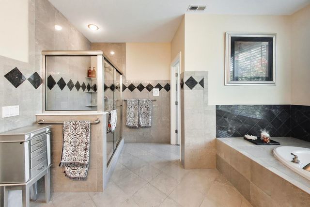 1850 Admiral Court, Glenview, IL 60026