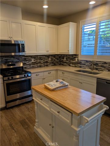 42945 Avenida Amistad, Temecula, CA 92592